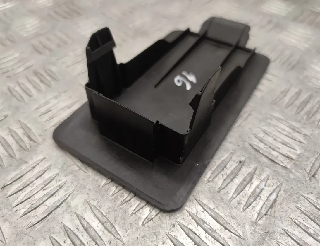 AUDI A8 D4/4H (2010-2018) Autres pièces intérieures 4H0971981 17015256