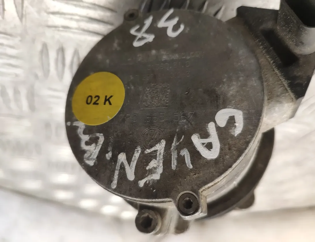 PORSCHE Cayenne 955 (2002-2010) Pompe à eau/liquide de refroidissement auxiliaire électrique 7P0965567 21436644