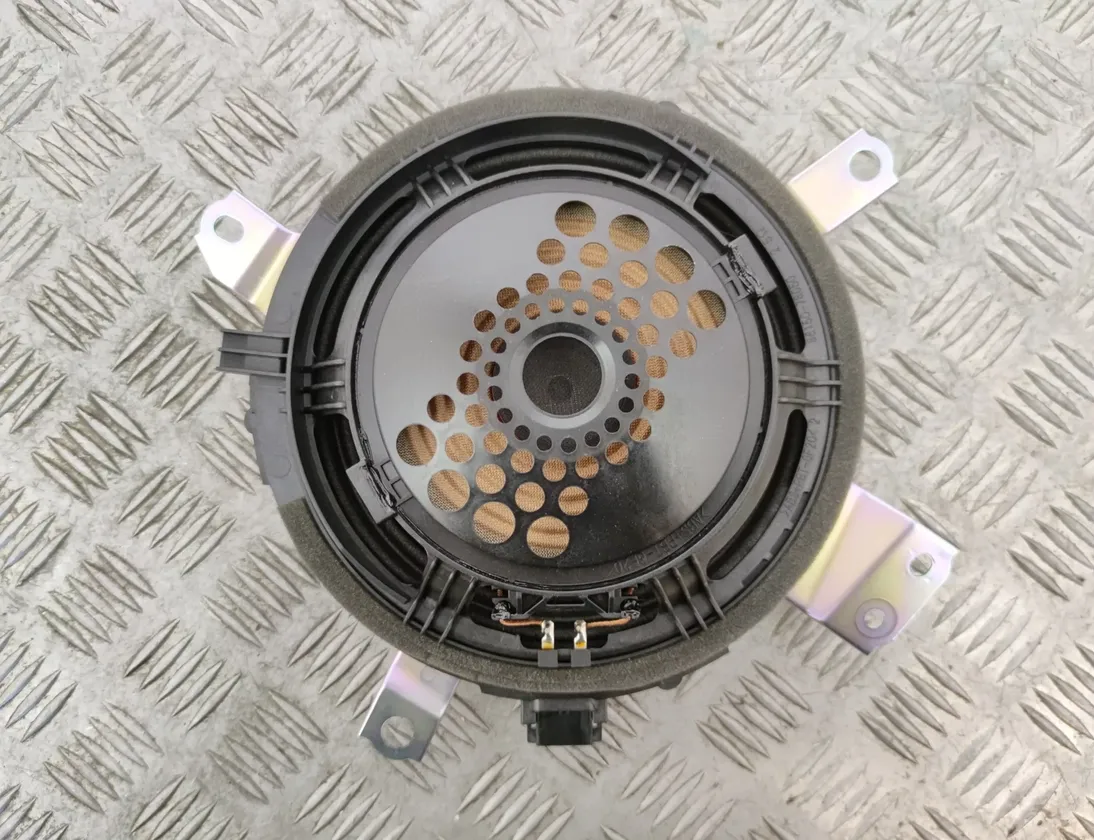 LEXUS NX 1 generation (2014-2021) Caisson de basses 8615078050 22789170