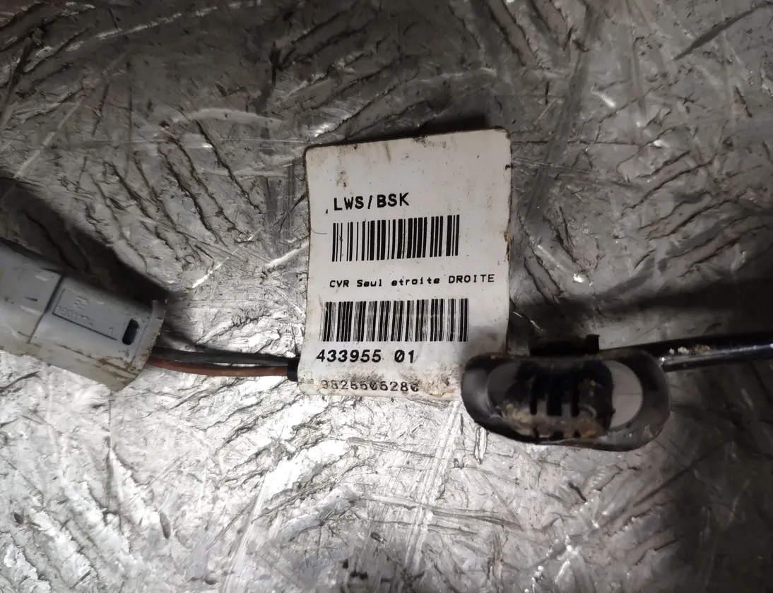 PEUGEOT 5008 2 generation (2017-2020) Moyeu De Roue Avant Droit 9825606280,D0749028710 33899588