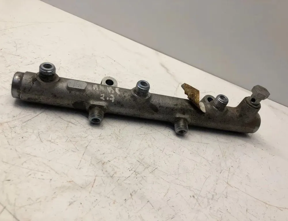 AUDI A5 8T (2007-2016) Rampe de carburant 059130090AH 32211314