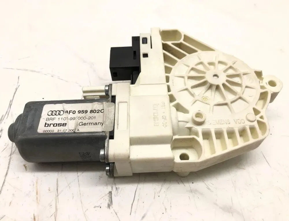 AUDI A6 C6/4F (2004-2011) Moteur de commande de vitre de porte arrière droite 4F0959802C,1101997000201 32213148