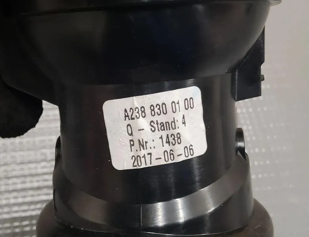 MERCEDES-BENZ E-Class W213/S213/C238/A238 (2016-2024) Bouches d'aération du tableau de bord A2388300100,1438 33141852