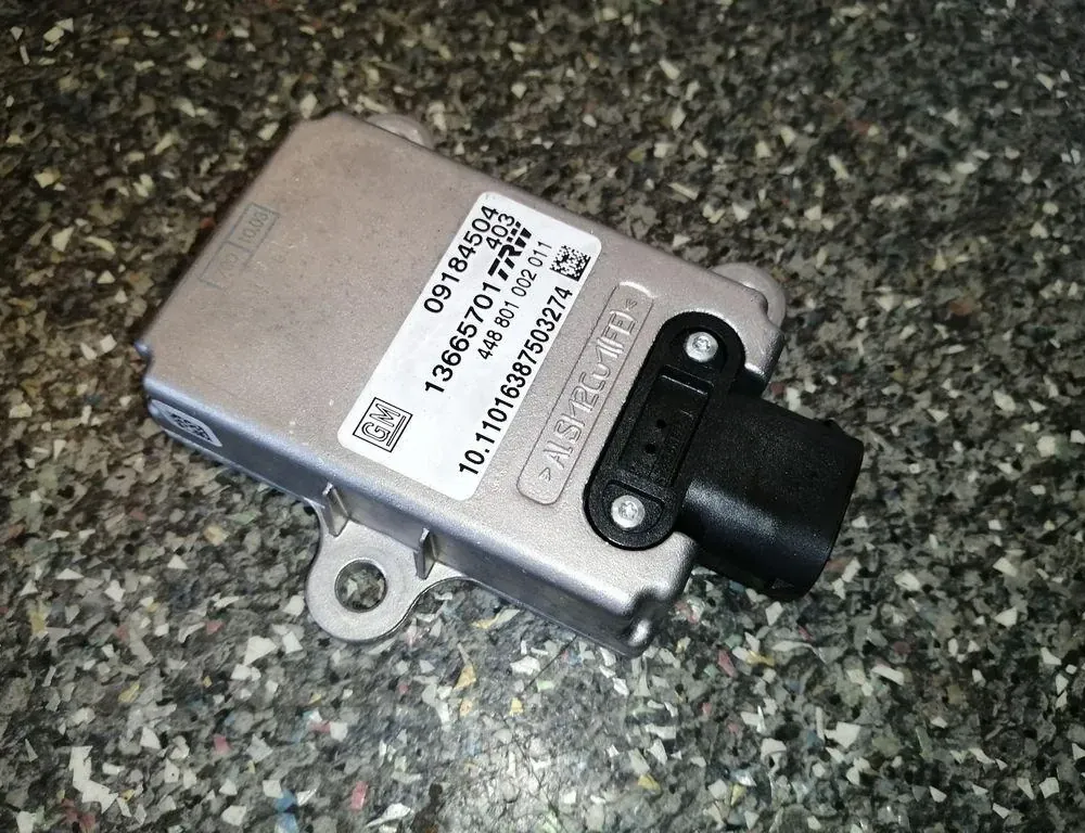 OPEL Vectra C (2002-2005) Capteur d'accélération 13665701 33858359