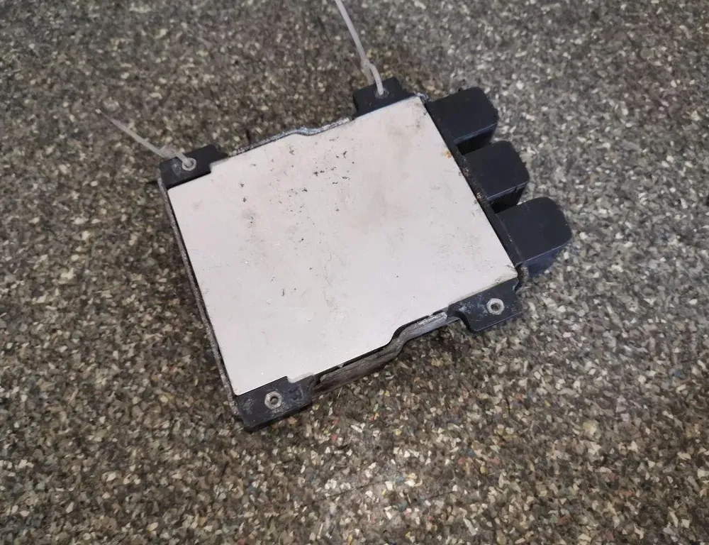 TOYOTA Corolla Verso 1 generation (2001-2009) Calculateur d'injecteurs de carburant 8987120070 33861254