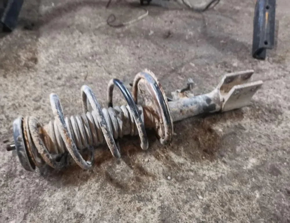 PEUGEOT 308 T7 (2007-2015) Amortisseur Avant Droit 33873833