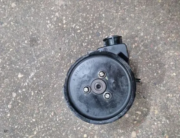 MERCEDES-BENZ C-Class W203/S203/CL203 (2000-2008) Pompe de direction assistée A6112300115 33887669