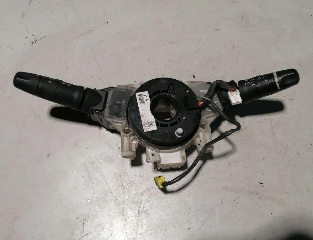 NISSAN Almera N16 (2000-2006) Interrupteur de manette d'essuie-glace 25560AV620 33888256