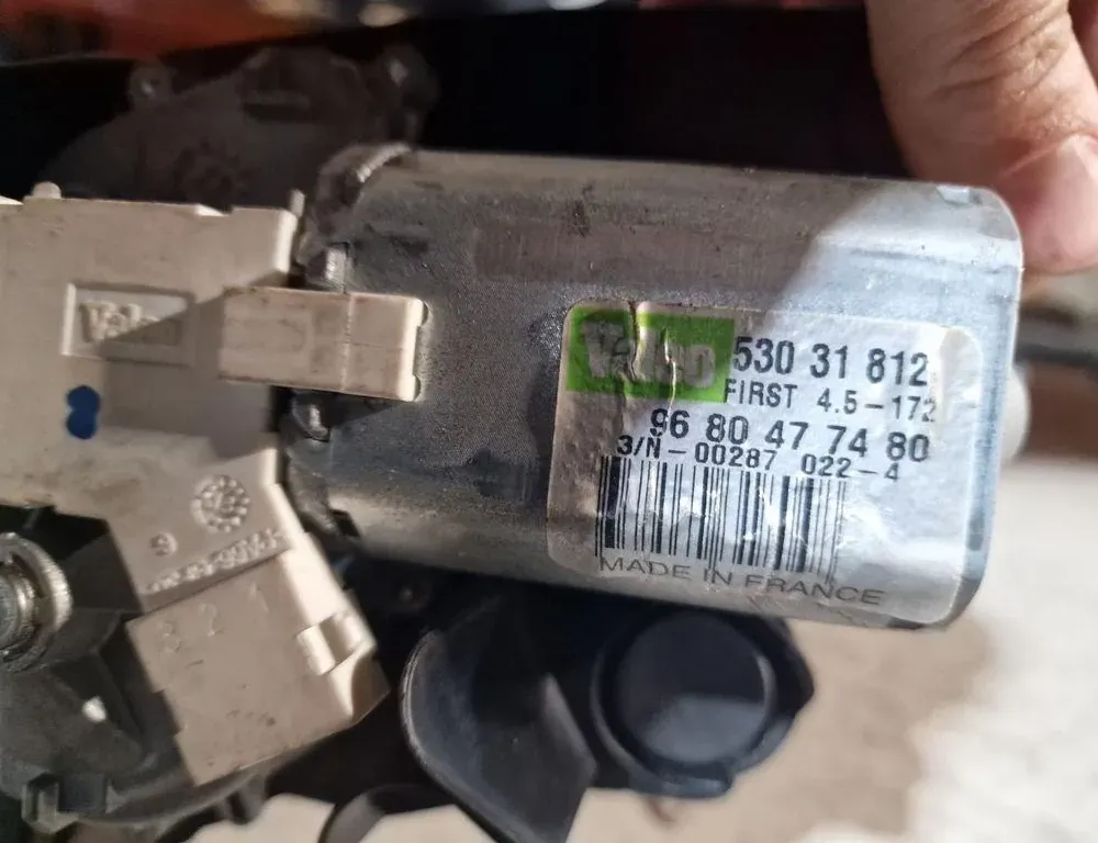 PEUGEOT 5008 1 generation (2009-2016) Moteur d'essuie-glace de hayon 9680477480 33974856