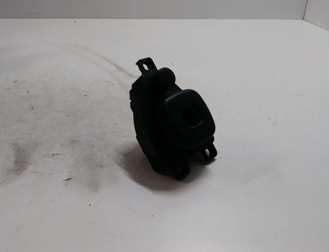MAZDA Demio 1 generation (DW) (1996-2007) Commutateur de réglage du miroir 03200310 28408736