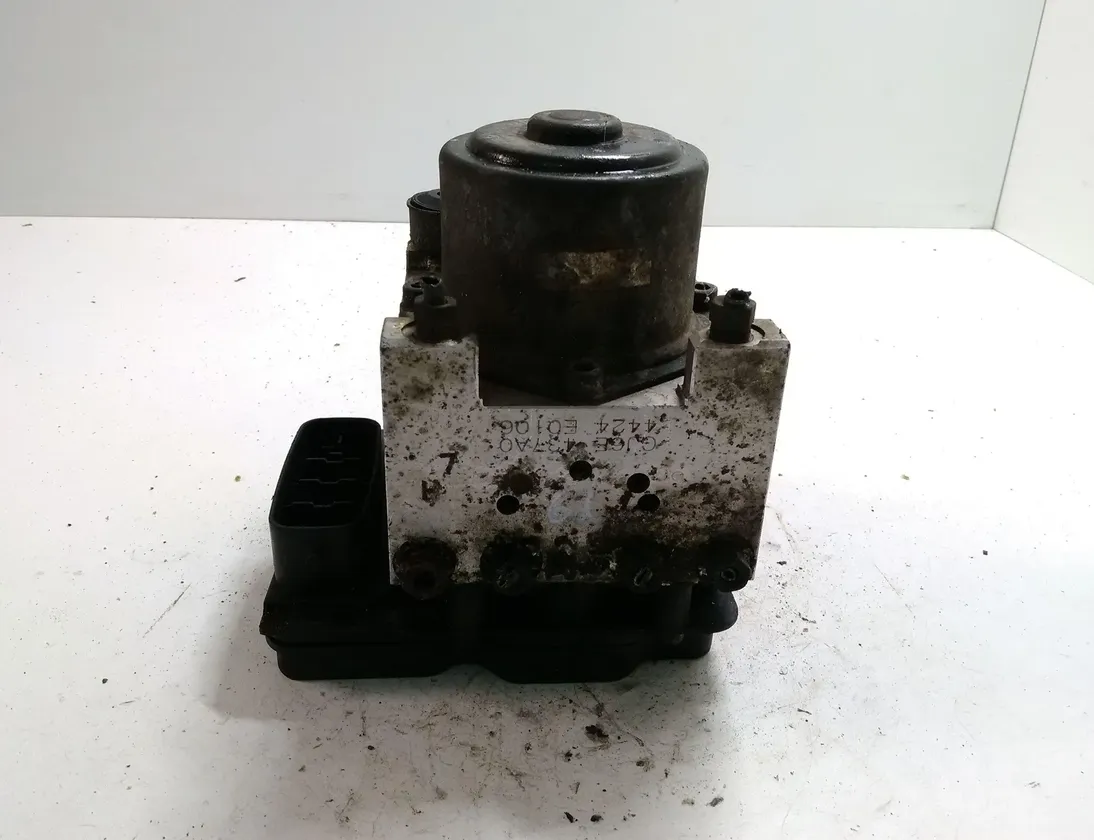 MAZDA 6 GG (2002-2007) Pompe ABS GJ6E437A0,4370739 28418201