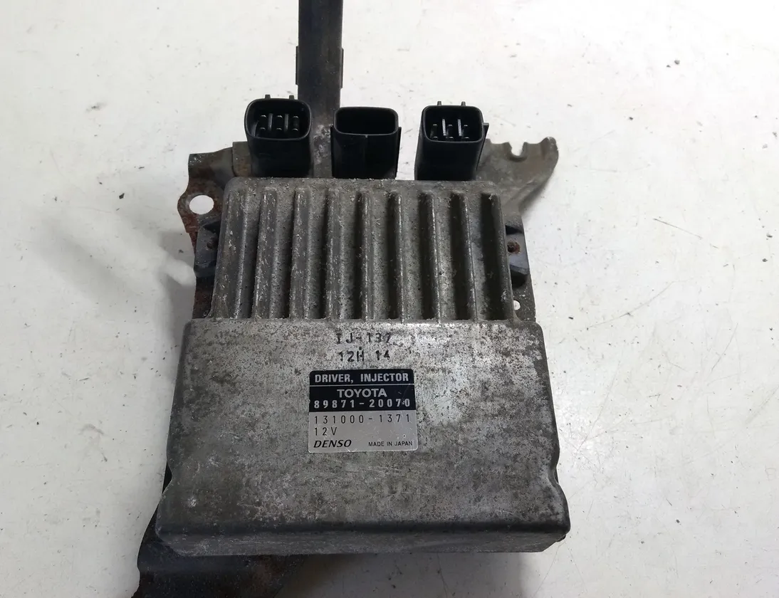 TOYOTA Avensis 2 generation (2002-2009) Calculateur d'injecteurs de carburant 1310001371,8987120070 29802722