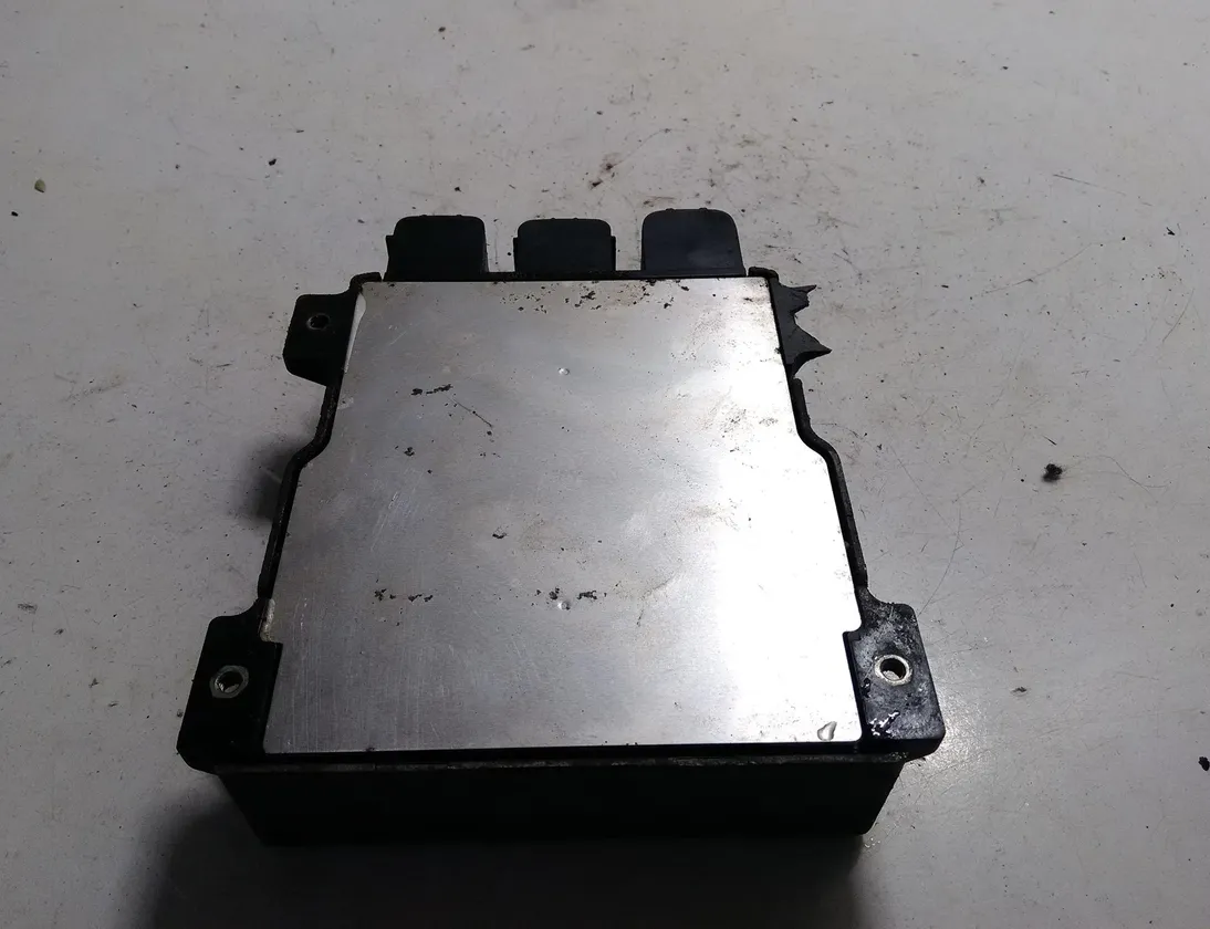 TOYOTA Avensis 2 generation (2002-2009) Calculateur d'injecteurs de carburant 8987120070,1310001371 30011920