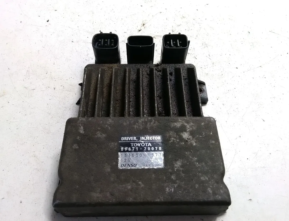 TOYOTA Avensis 2 generation (2002-2009) Calculateur d'injecteurs de carburant 8987120070,1310001371 30011920