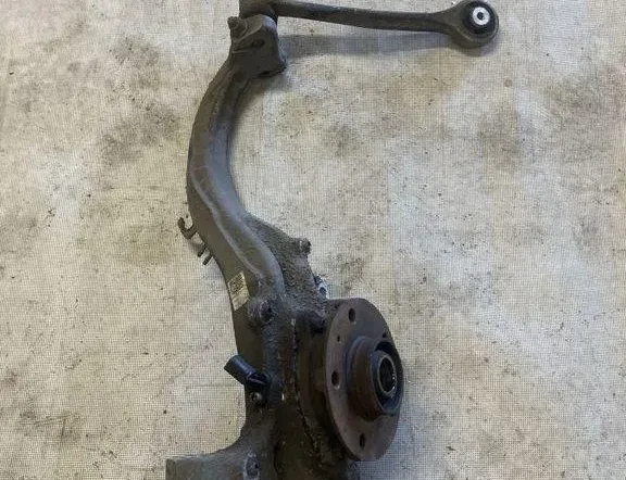 AUDI A5 8T (2007-2016) Moyeu de roue avant gauche 4G0407241C 31411020
