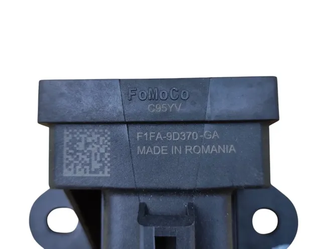 FORD Kuga 3 generation (2019-2023) Contrôle de la pompe à carburant F1FA9D370GA 30749357