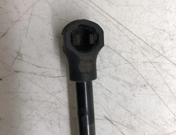 PEUGEOT 208 Peugeot 208 (2012-2015) Vérin à gaz de hayon côté gauche 9673083680 35287553