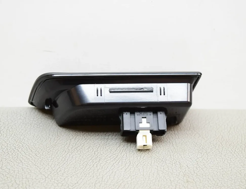 BMW M2 F87 (2015-2022) USB 9207357 25828234