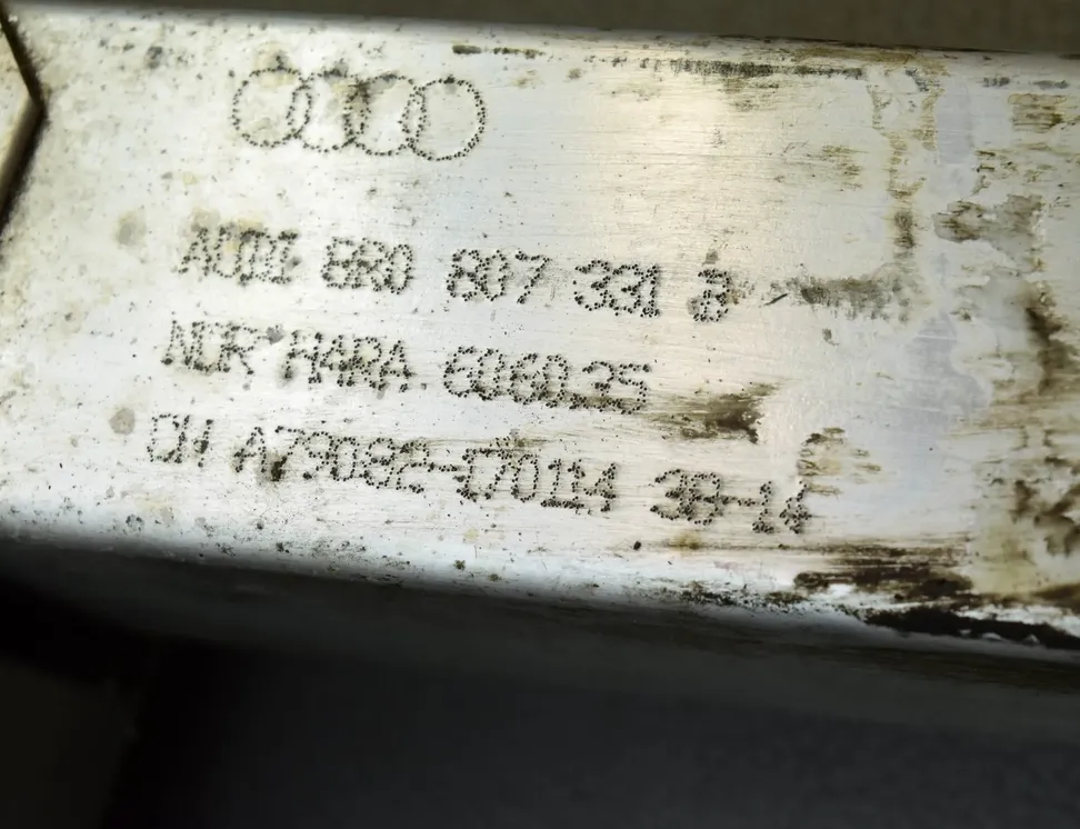AUDI Q5 8R (2008-2017) Barre de renfort de collision arrière 8R0807332B,8R0807331B,8R0807313C 25848720