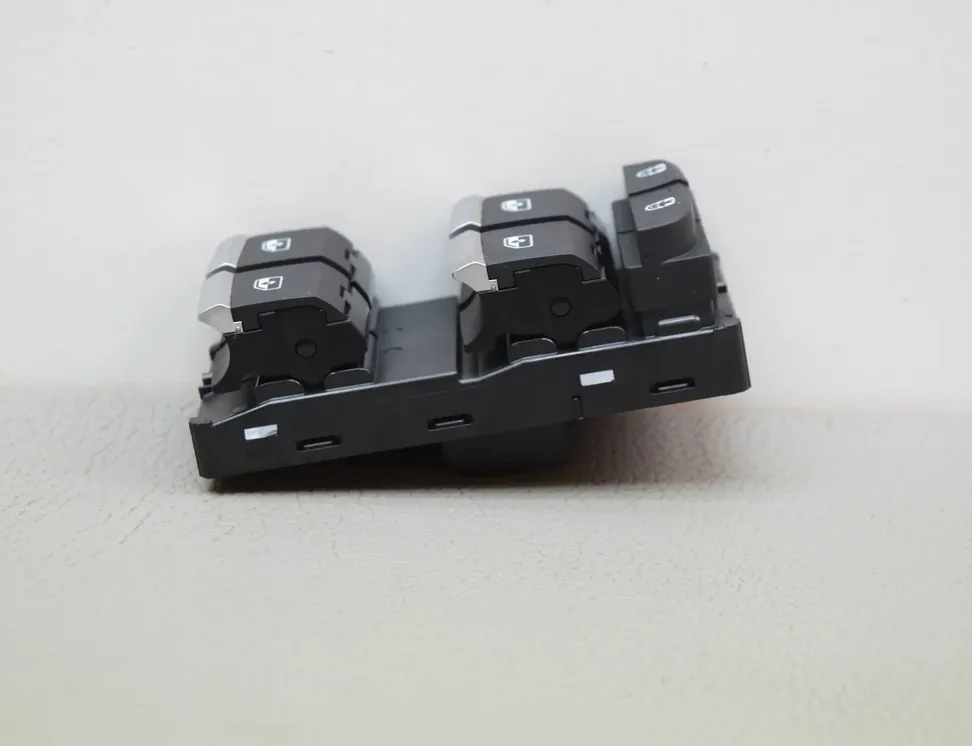 AUDI Q5 FY (2016-2024) Commutateur de vitre de porte avant droite 4M0959851C 27369832