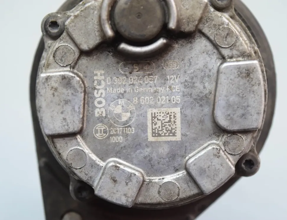 BMW X5 F15 (2013-2018) Moteur à eau de circulation 8602021 31284414