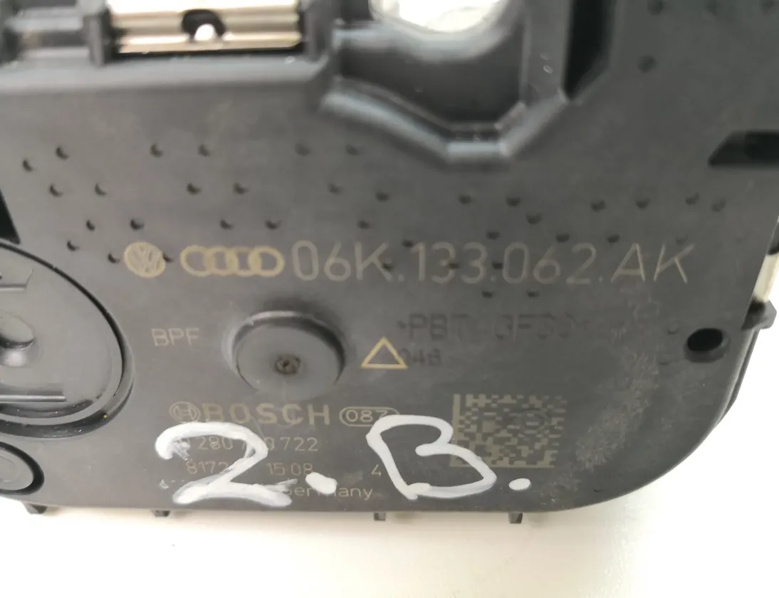 VOLKSWAGEN Tiguan 2 generation (2016-2024) Corps de papillon 06K133062AK 3825393