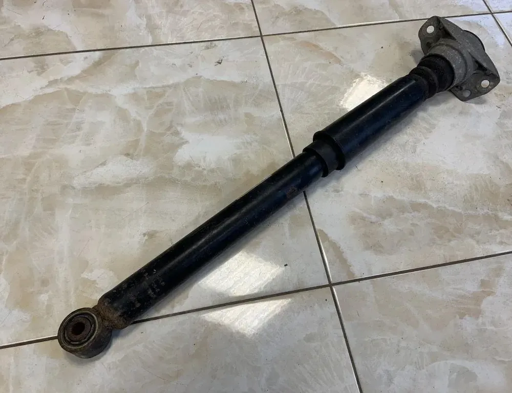 AUDI A6 C6/4F (2004-2011) Amortisseur arrière gauche 4G5035C 33827061