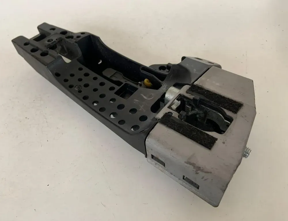 AUDI A6 C6/4F (2004-2011) Cadre de poignée intérieure de porte avant droite 4H2837886 33827341