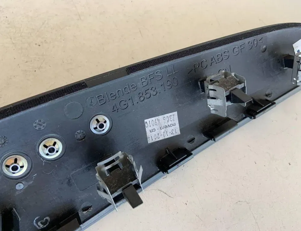 AUDI A6 C6/4F (2004-2011) Bouclier de garniture de panneau 4G1853190,4G1853190BH 33828005