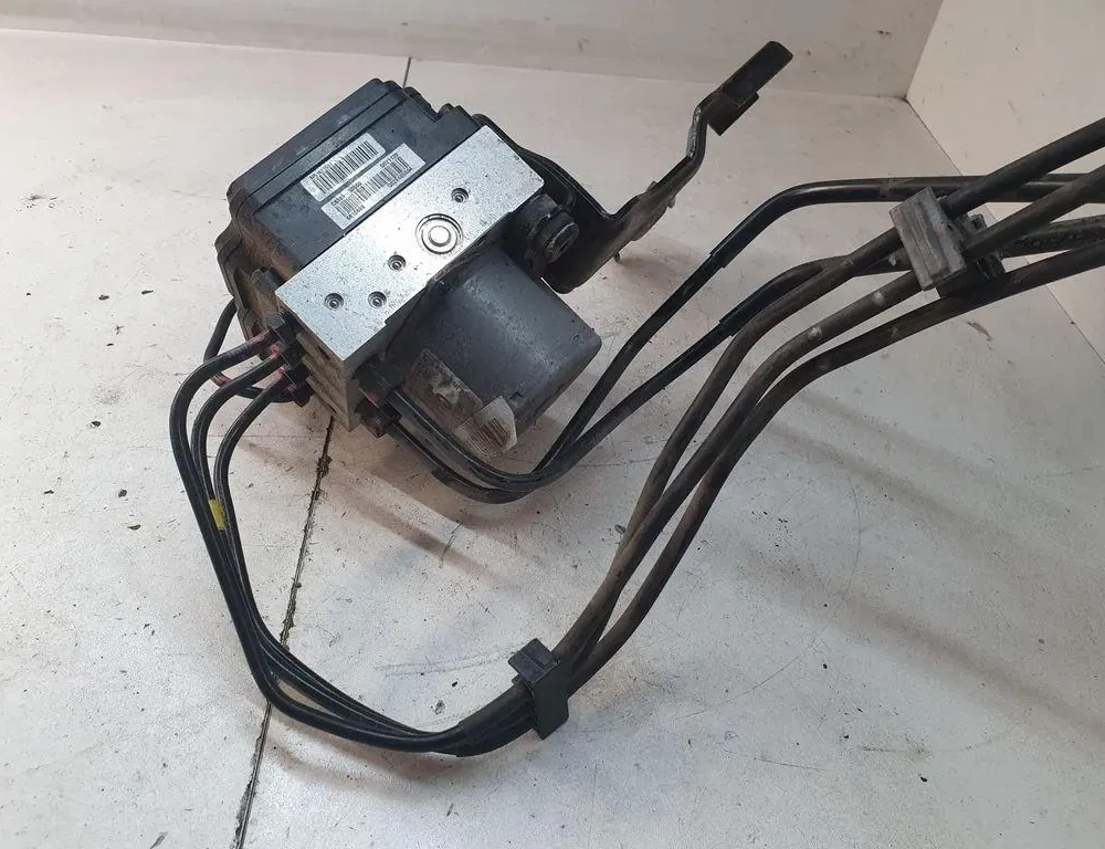 HYUNDAI i30 GD (2 generation) (2012-2017) Pompe ABS 6158945200 34233323
