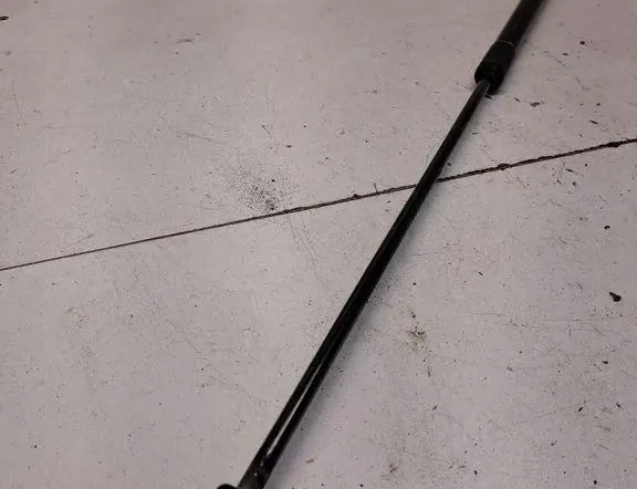 VOLKSWAGEN Passat B6 (2005-2010) Jambe de Force de Capot Avant Gauche 3C0823359A 34240506