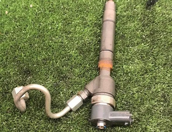 KIA Cee'd 1 generation (2007-2012) Injecteur de carburant 0445110320,338002A900 34246073