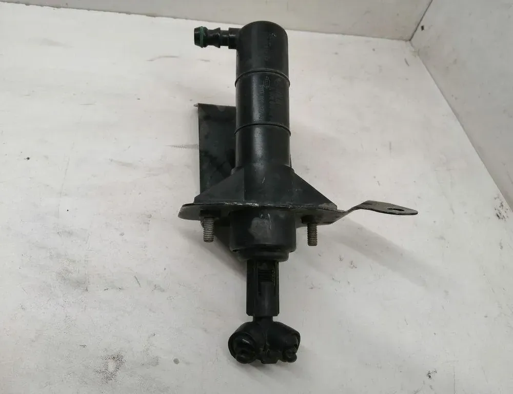 MERCEDES-BENZ Vito W639 (2003-2015) Lave-phare côté droit 8WT00937701,A9068600247 34251913