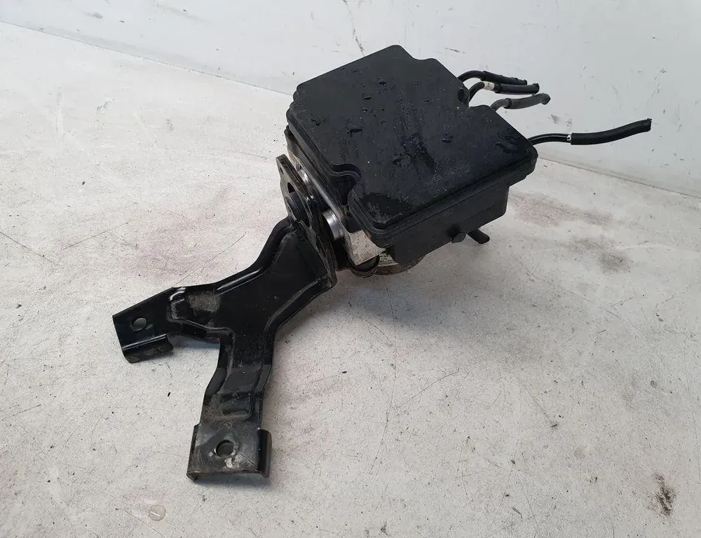 HYUNDAI i30 GD (2 generation) (2012-2017) Pompe ABS 58900A6330 34237698