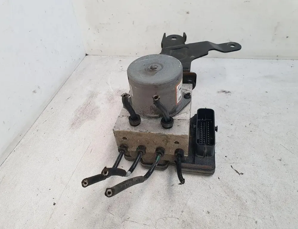 HYUNDAI i30 GD (2 generation) (2012-2017) Pompe ABS 6158945200 34237700