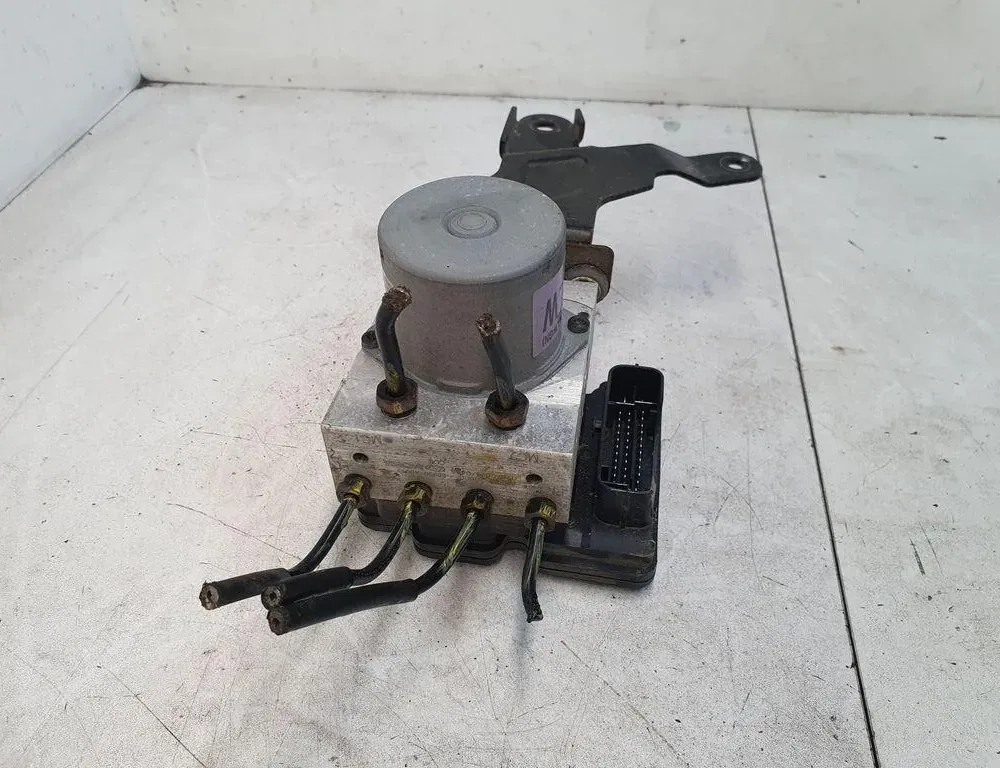 HYUNDAI i30 GD (2 generation) (2012-2017) Pompe ABS 6158945200 34237532