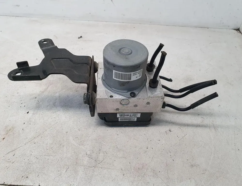 HYUNDAI i30 GD (2 generation) (2012-2017) Pompe ABS 6158945200 34237532