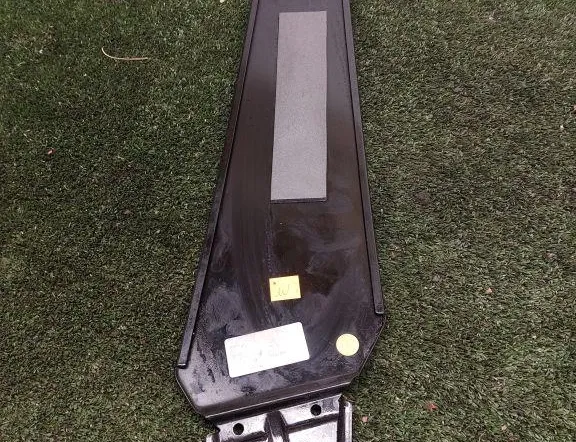 AUDI A8 D3/4E (2002-2010) Garniture du montant B du côté droit 8T8853290,8T8853290A 34247615