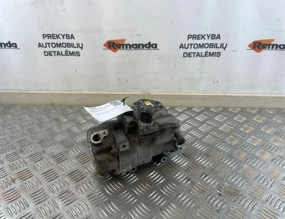 TOYOTA RAV4 5 generation (XA50) (2018-2024) Pompe de climatisation 0422000533 31604937