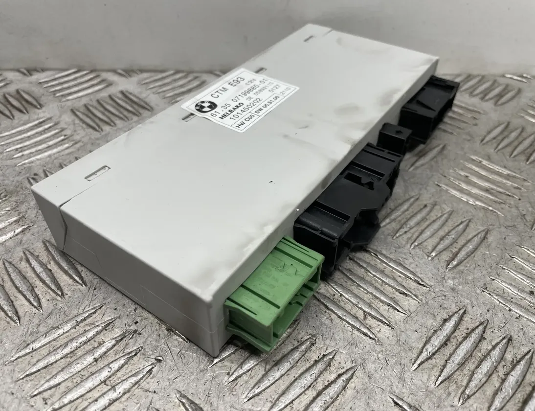 BMW M3 E90/E92/E93 (2007-2013) Module de commande de toit ouvrant 61357199885,55892110,7199885 24254650