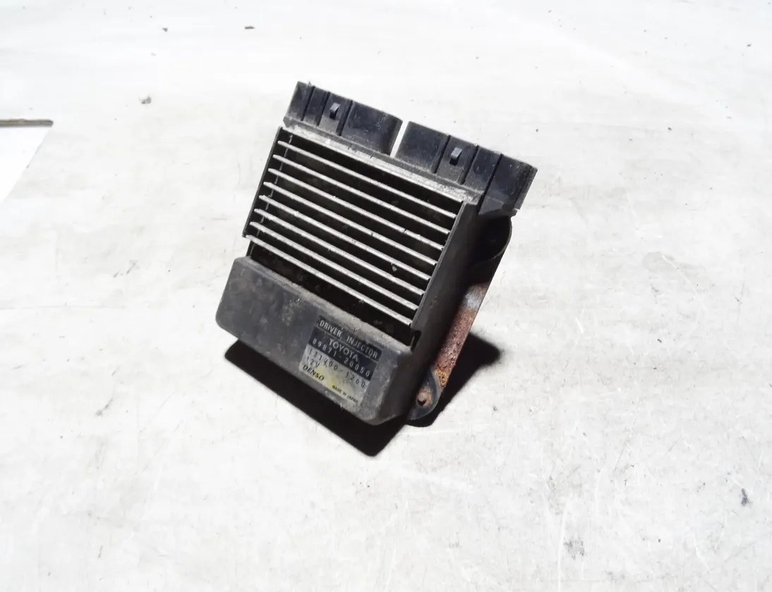 TOYOTA Avensis 2 generation (2002-2009) Calculateur d'injecteurs de carburant 1310001260,8987120050 14543035