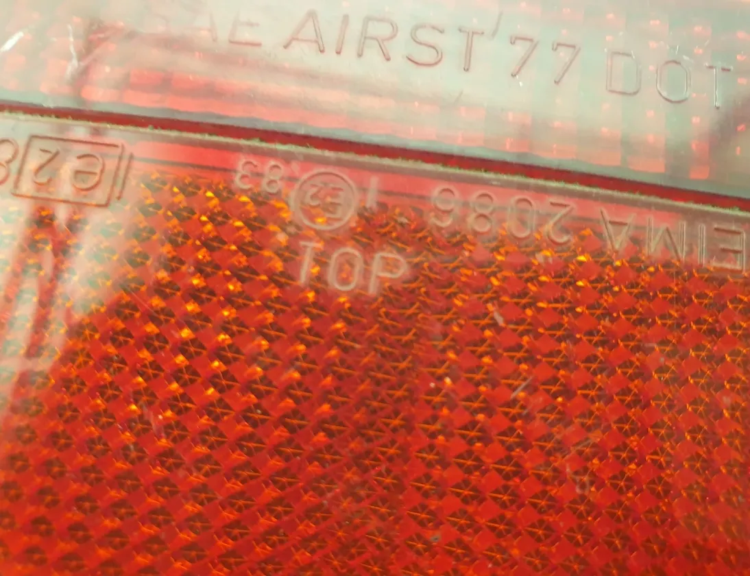 RENAULT 9 1 generation (1981-1986) Feu arrière gauche seima20910 21835009