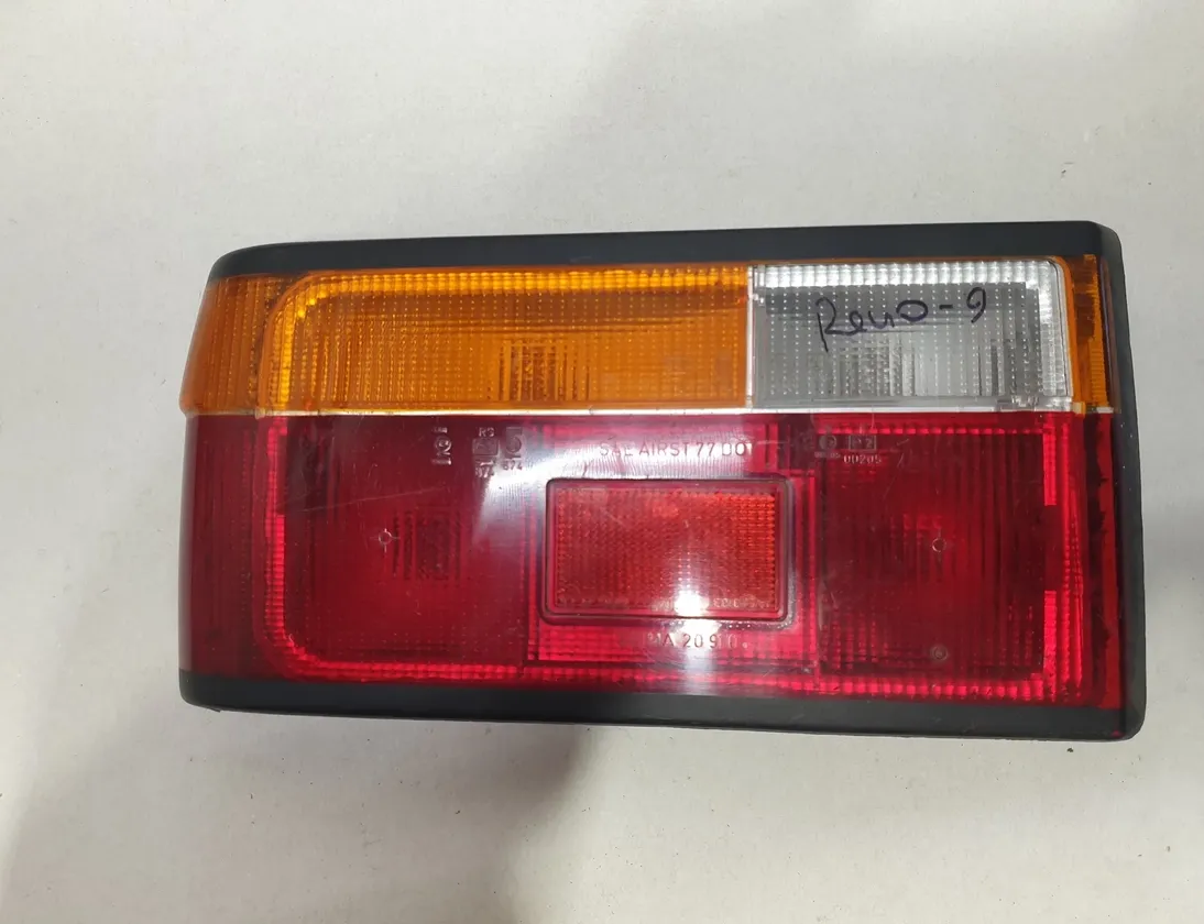 RENAULT 9 1 generation (1981-1986) Feu arrière gauche seima20910 21835009