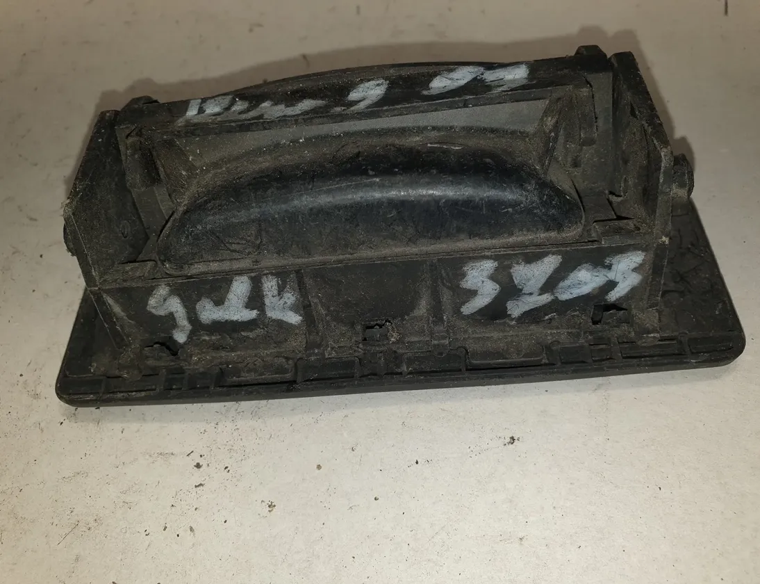 RENAULT 9 1 generation (1981-1986) Poignée extérieure de porte coulissante côté droit 24263253