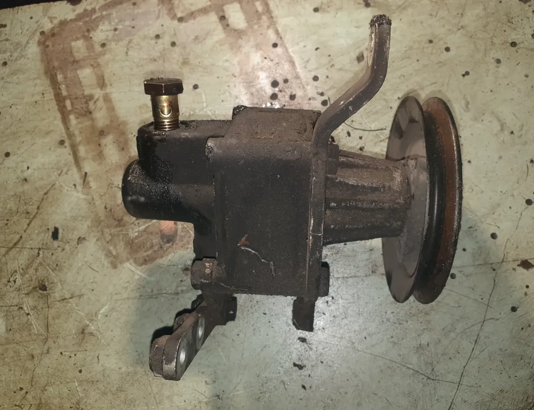 BMW 5 Series E34 (1988-1996) Pompe de direction assistée 1133386,2504567,7681955168 24850793