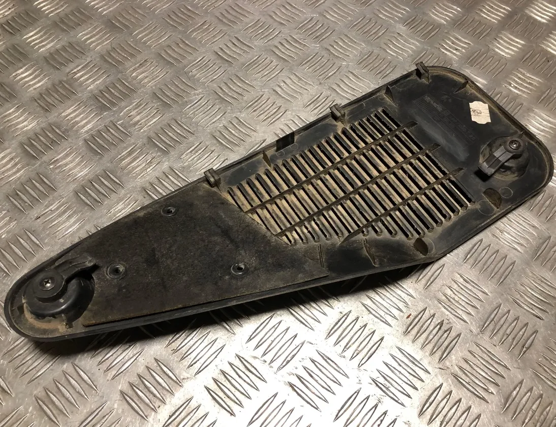 OPEL Zafira A (1999-2003) Autres pièces intérieures 90580309,XM2T20 29014437