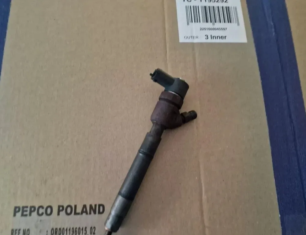 KIA Cee'd 2 generation (2012-2018) Injecteur de carburant 338002A900 34008918