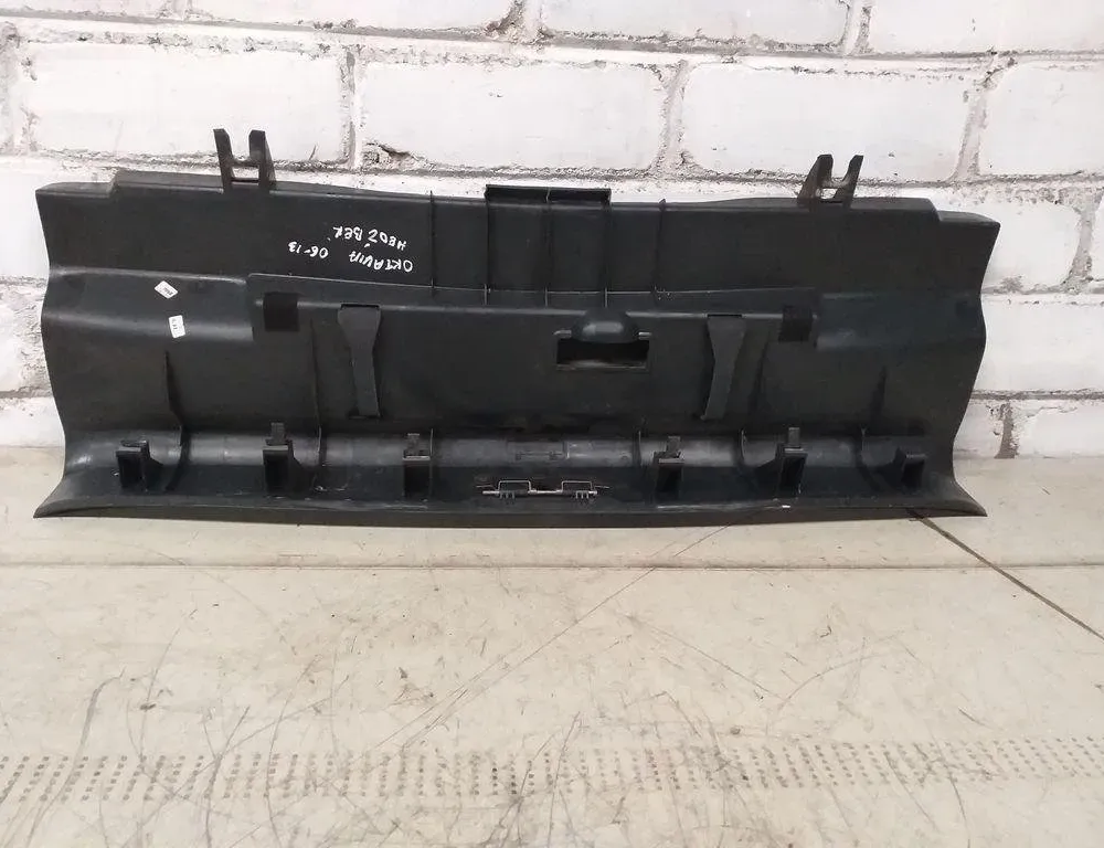 SKODA Octavia A7 (2013-2024) Garniture de serrure de coffre Z5863459A 31438923