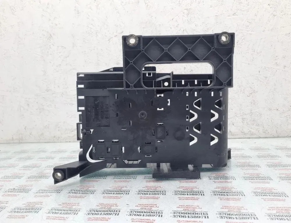 VOLKSWAGEN Touareg 1 generation (2002-2010) Boîte de distribution d'énergie 7L0937548 31446696
