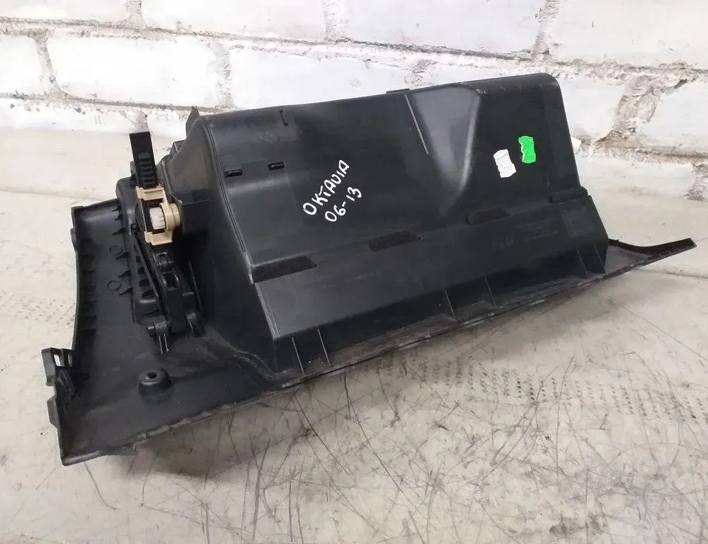 SKODA Octavia A7 (2013-2024) Boite à gants 1Z1857103 31475167